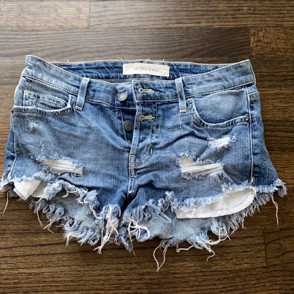 Vintage cut off denim shorts - 26 “Hidden Jeans”